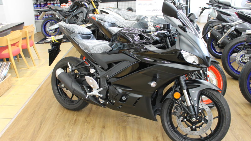 YZF-R3 MT-25 新車　入庫しました！